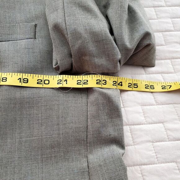 CHAPS Blazer Sport Coat 46R Classic Plaid Taupe & Black Blend Poly/Rayon Lined - Picture 10 of 16